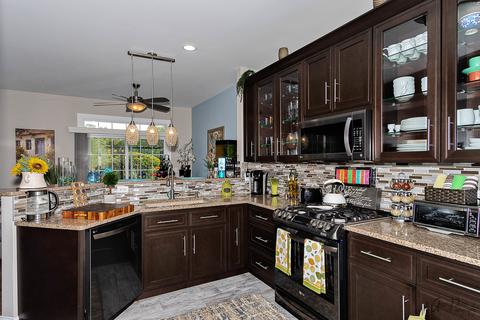 642 Arbor Cir, Lakemoor, IL 60051 photo 2