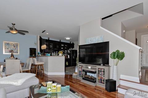642 Arbor Cir, Lakemoor, IL 60051 photo 9
