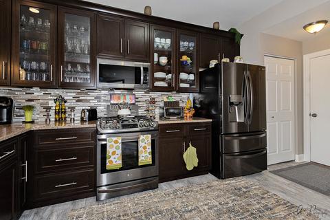 642 Arbor Cir, Lakemoor, IL 60051 photo 3