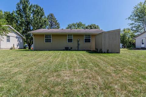 609 Castleton Dr, Champaign, IL 61821 photo 20