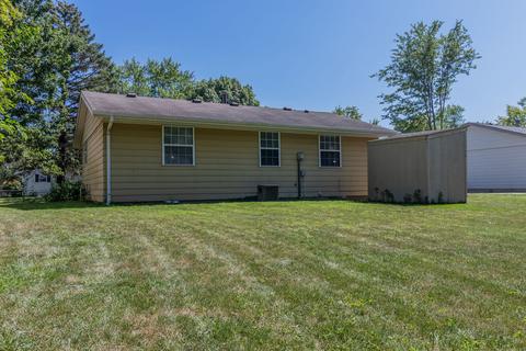 609 Castleton Dr, Champaign, IL 61821 photo 21