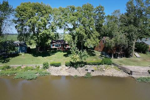 3771 River Rd, Kankakee, IL 60901 photo 1