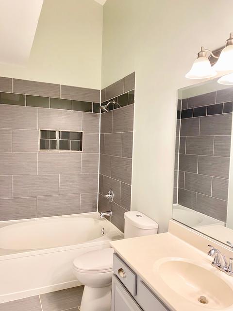 2621 N Augusta Dr, Wadsworth, IL 60083 photo 17