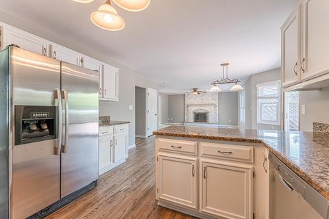 17026 Danielle Ct, Oak Forest, IL 60452 photo 20