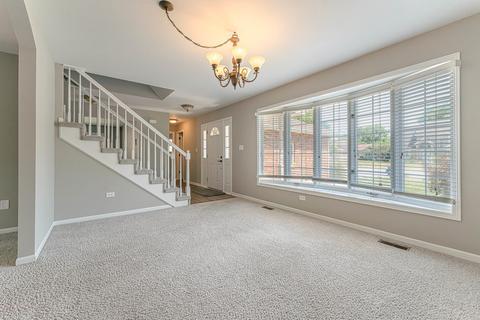 17026 Danielle Ct, Oak Forest, IL 60452 photo 9