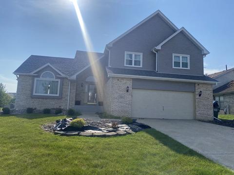 3813 Edgewater Dr, Hazel Crest, IL 60429 photo 1