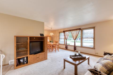 1229 Doreen Dr, Des Plaines, IL 60018 photo 5