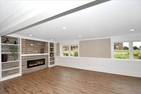 7647 S Oconto Ave, Bridgeview, IL 60455 photo 22