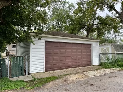 526 E 4th St, Lockport, IL 60441 photo 18