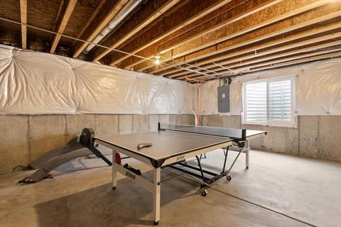 5781 Chatham Dr, Hoffman Estates, IL 60192 photo 25