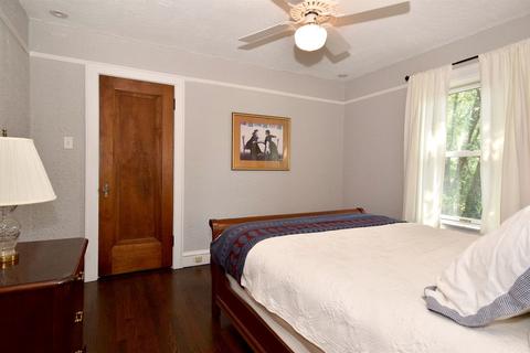 378 E May St, Elmhurst, IL 60126 photo 42