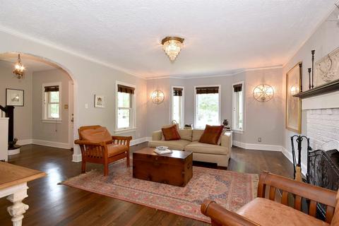 378 E May St, Elmhurst, IL 60126 photo 7