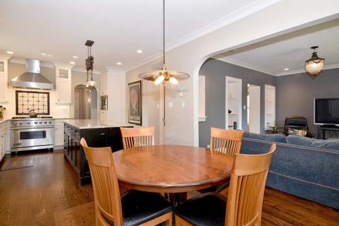 378 E May St, Elmhurst, IL 60126 photo 21