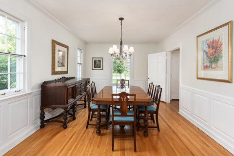 1020 Wheaton Pl, Wheaton, IL 60187 photo 18
