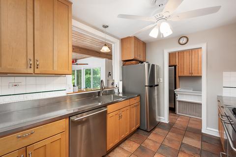 1020 Wheaton Pl, Wheaton, IL 60187 photo 14