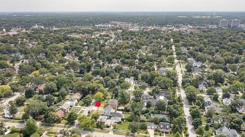 1020 Wheaton Pl, Wheaton, IL 60187 photo 56