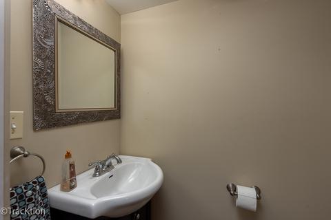 1020 Wheaton Pl, Wheaton, IL 60187 photo 43