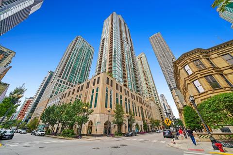 21 E Huron St #3903, Chicago, IL 60611 photo 1