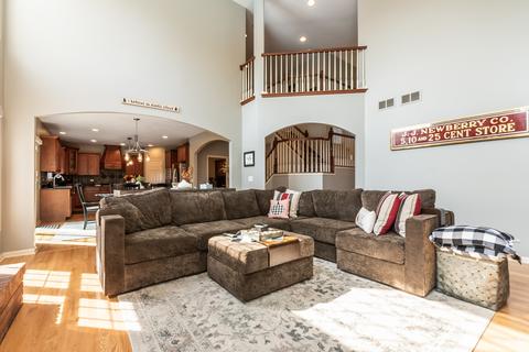 25207 Round Barn Rd, Plainfield, IL 60585 photo 5