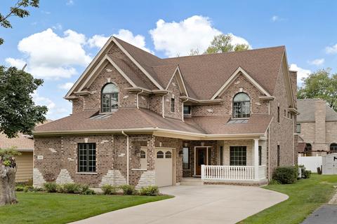584 N Adele St, Elmhurst, IL 60126 photo 1