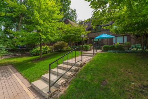 1602 E Washington St #1, Bloomington, IL 61701 photo 54