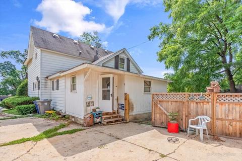 432 Addison St, Elgin, IL 60120 photo 23