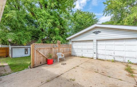 432 Addison St, Elgin, IL 60120 photo 24