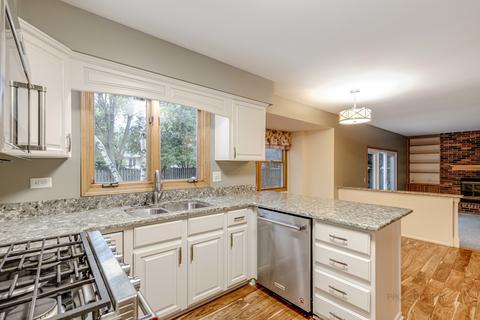133 Mainsail Dr, Third Lake, IL 60030 photo 6