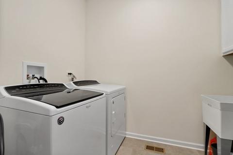 1801 Roseland Ln, Hoffman Estates, IL 60192 photo 15