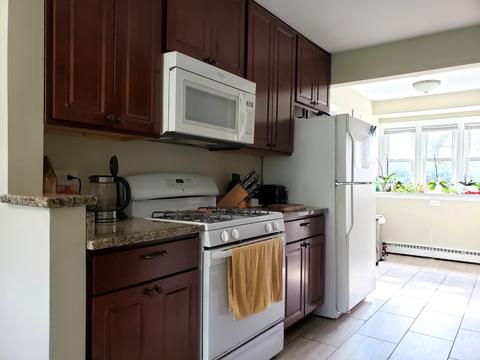 515 Warren Rd, Glenview, IL 60025 photo 8