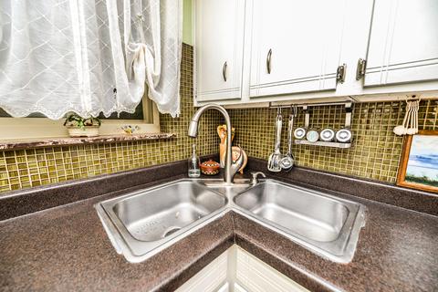569 Fairway View Dr #2E, Wheeling, IL 60090 photo 5
