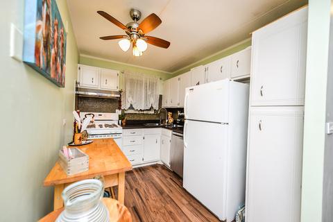 569 Fairway View Dr #2E, Wheeling, IL 60090 photo 7