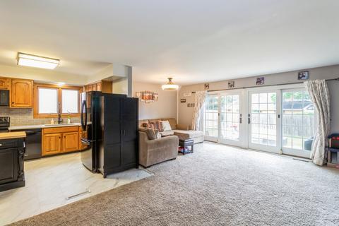 2055 Vermont St, Rolling Meadows, IL 60008 photo 5
