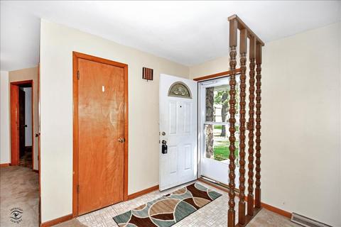 27 Jan Ave, Kankakee, IL 60901 photo 2