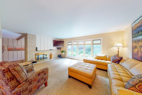280 N Haddon Pl, Addison, IL 60101 photo 9