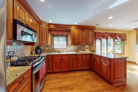 280 N Haddon Pl, Addison, IL 60101 photo 3