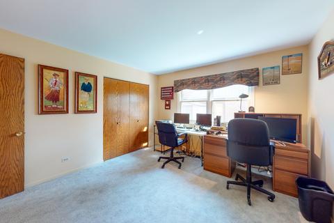 280 N Haddon Pl, Addison, IL 60101 photo 21
