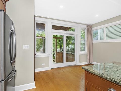 2020 Maple Ave, Evanston, IL 60201 photo 8