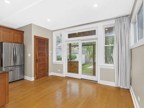 2020 Maple Ave, Evanston, IL 60201 photo 9