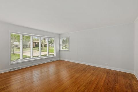 303 S Pierce Ave, Wheaton, IL 60187 photo 4