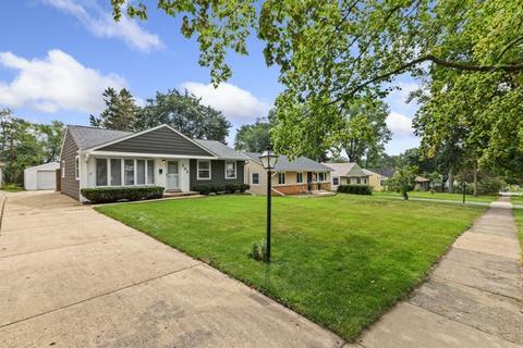 303 S Pierce Ave, Wheaton, IL 60187 photo 2