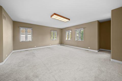 352 Willowood Ln, Willowbrook, IL 60527 photo 22