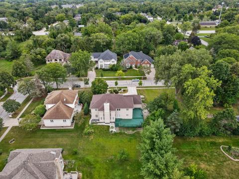 352 Willowood Ln, Willowbrook, IL 60527 photo 41