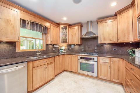 611 Randi Ln, Hoffman Estates, IL 60169 photo 11