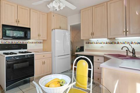 2108 Warren St, Evanston, IL 60202 photo 8