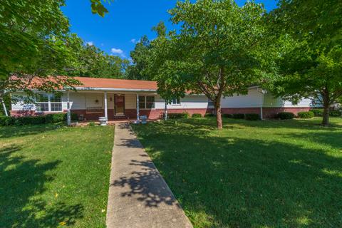 2341 Springfield Rd, Bloomington, IL 61701 photo 1