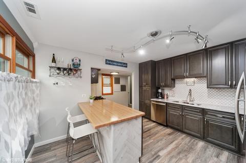 3601 Bluebird Ln, Rolling Meadows, IL 60008 photo 3