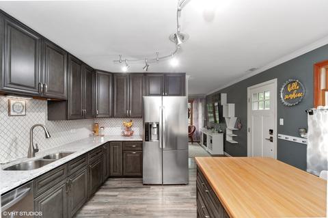 3601 Bluebird Ln, Rolling Meadows, IL 60008 photo 2