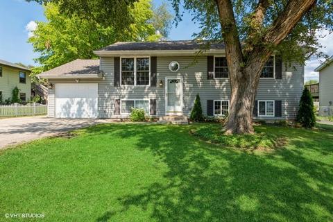 3216 W Hunter Path, Mchenry, IL 60050 photo 1