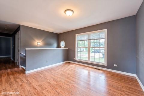 3216 W Hunter Path, Mchenry, IL 60050 photo 2